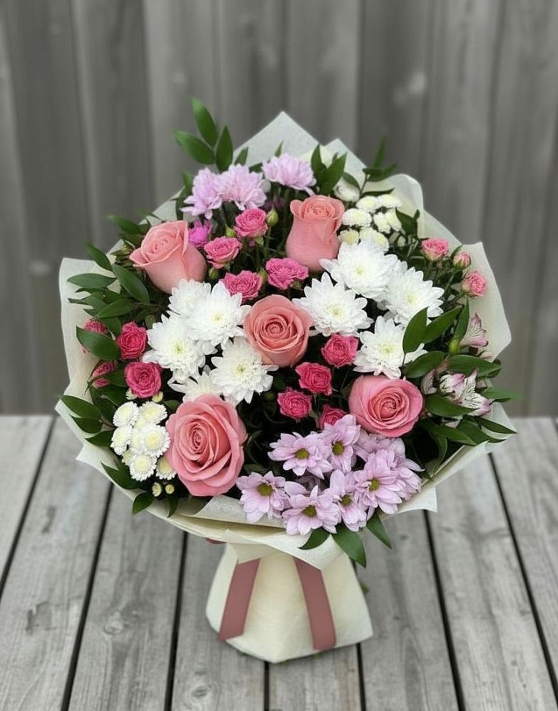 Букет цветов из: Альстромерии, Гвоздики, Розы и Хризантемы в Лимане
