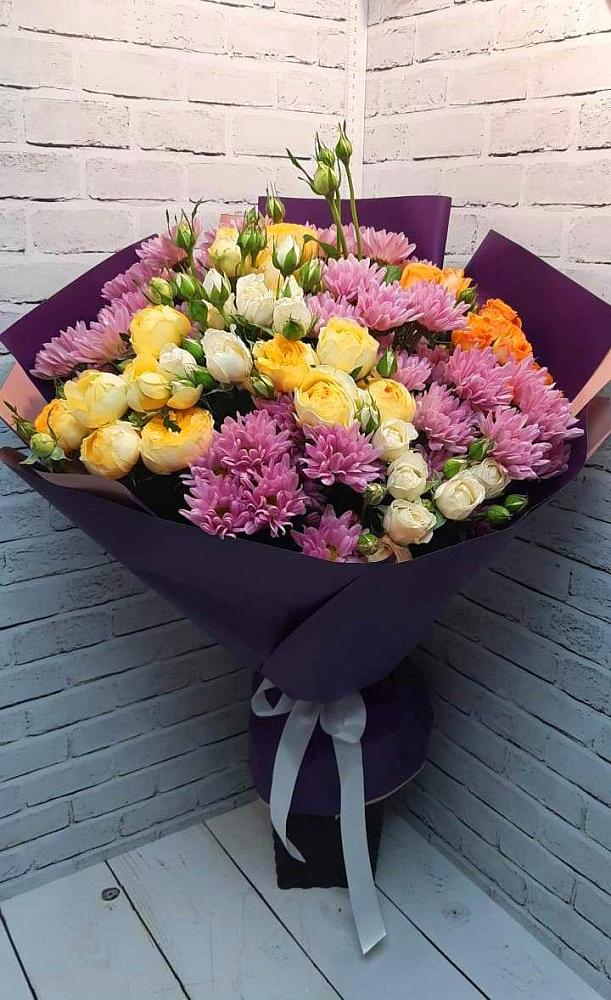 Букет цветов из: Хризантемы и Розы в Лимане