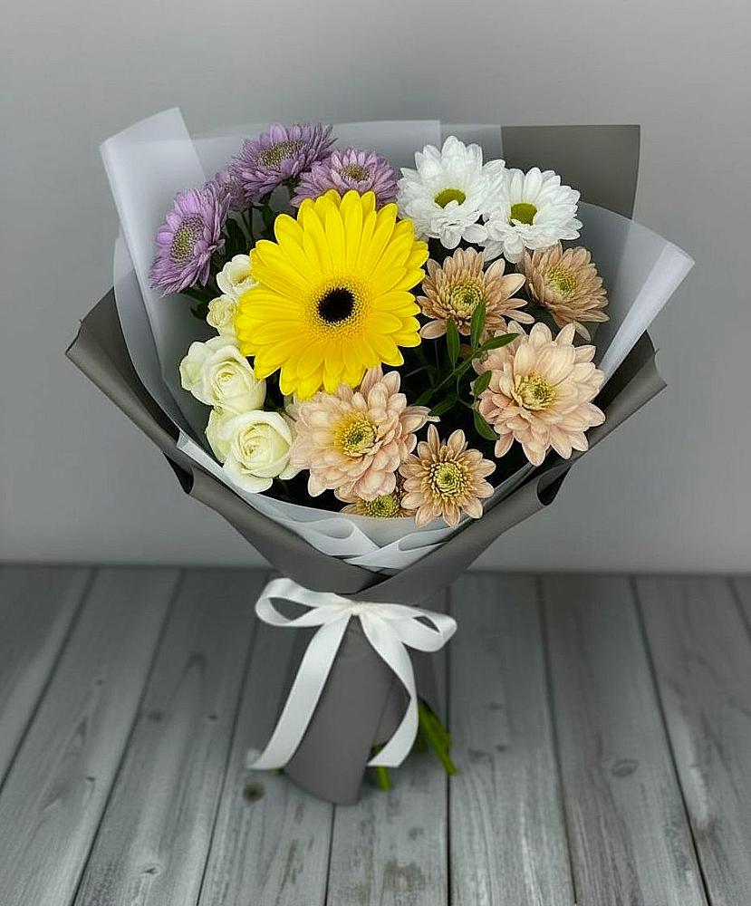Букет цветов из: Розы, Герберы и Хризантемы в Лимане