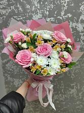 Букет цветов из:  Гвоздики, Орхидеи и Розы #REPLACE_PRED# Лимане