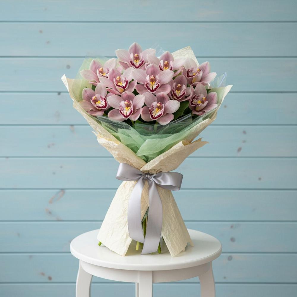 Букет цветов из: Орхидеи и Розы в Лимане