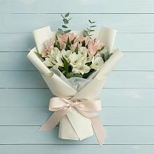 Букет цветов из:  Альстромерии #REPLACE_PRED# Лимане