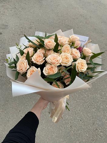 Букет Кремовые розы Латте в Лимане