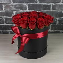 Цветочная композиция из Розы в шляпной коробке в Лимане