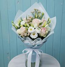 Букет цветов из:  Розы и Лизиантусы в Лимане