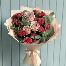 Букет цветов из:  Гвоздики и Розы в Лимане