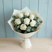 Букет Белые розы в Эвкалипте в Лимане