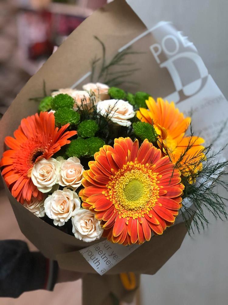 Букет цветов из: Герберы, Хризантемы и Розы в Лимане